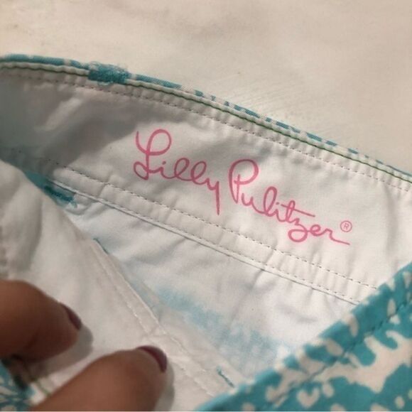 Lilly Pulitzer Shorts - Picture 4 of 8